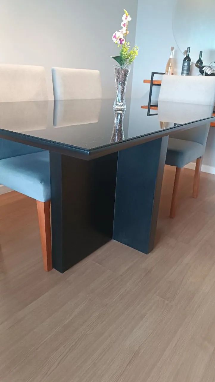 Mesa de vidro e cadeiras  - Foto 2