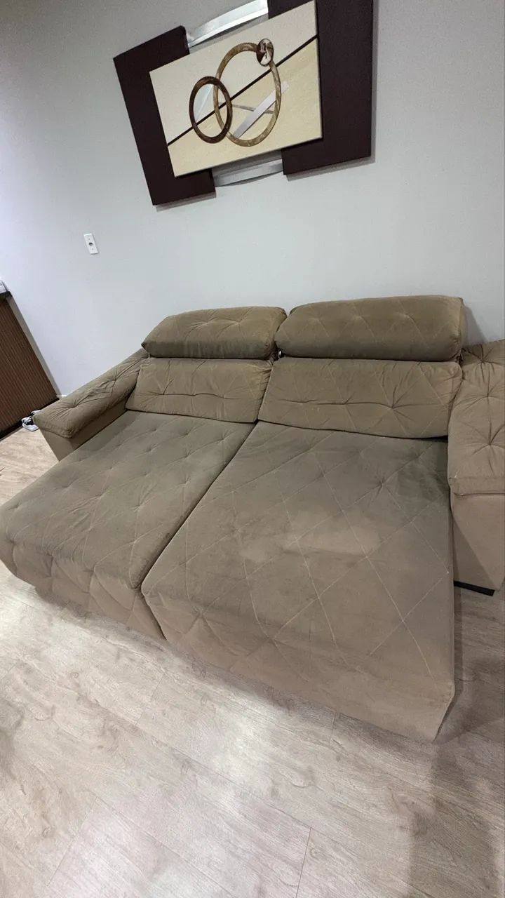 Vendo estofado retrátil e reclinado 
