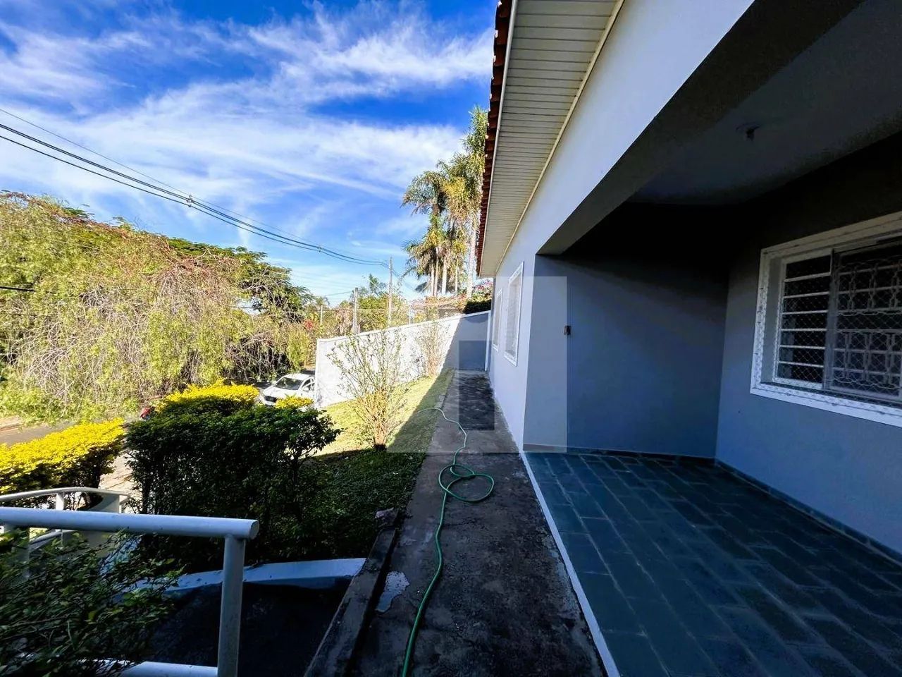 CASA TERREA EM CONDOMÍNIO EM SOUSAS!!
