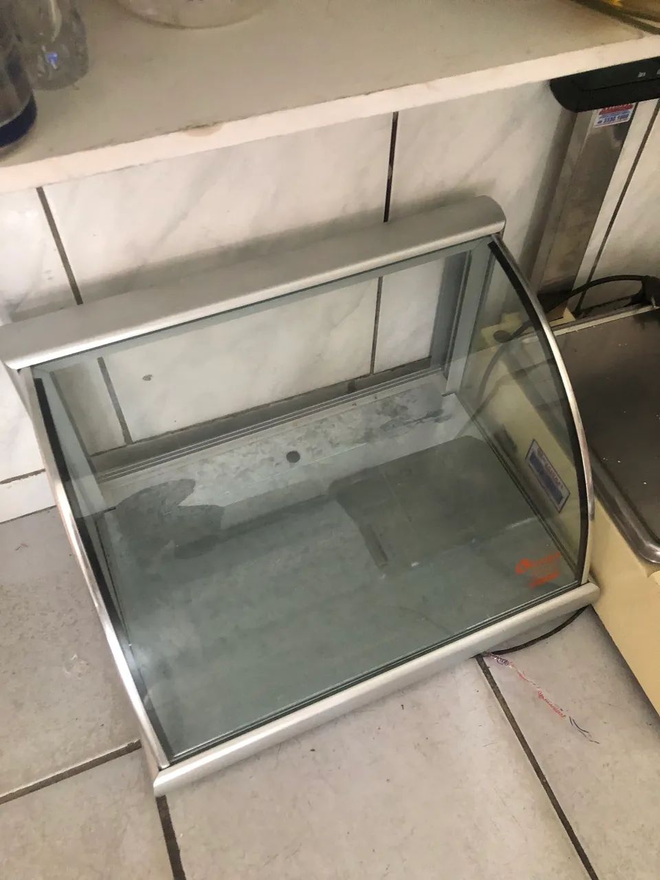 Estufa para salgados/doces pequena