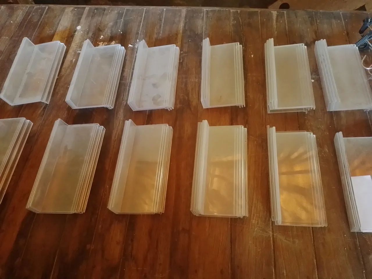 Cabides e suporte para loja de roupas - Foto 2