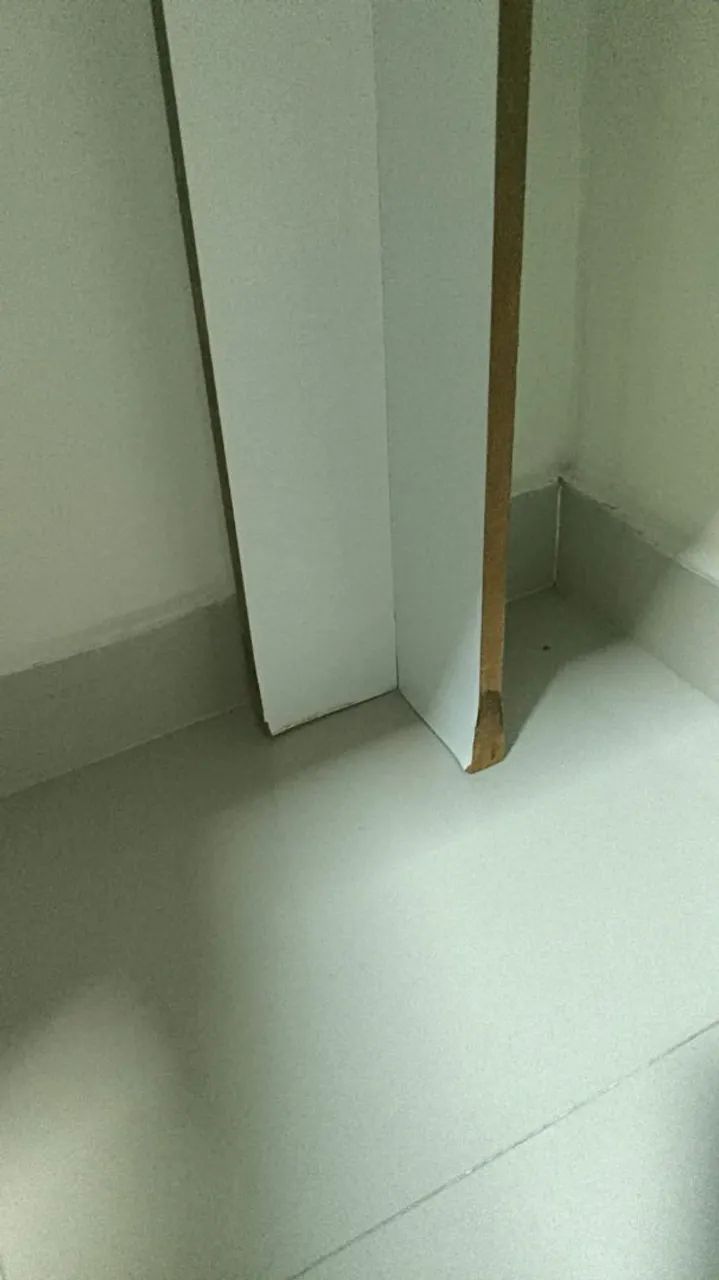 Mesa de Canto para Estudos. 487296290805534724