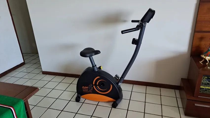 Bicicleta Ergométrica Athletic Advanced Magnetron