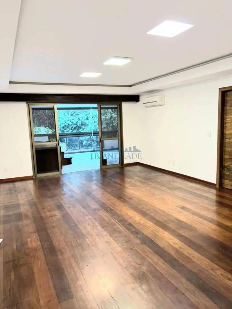 Jardim Oceânico  157 m² | 3 Quartos (1 Suíte) | Varanda com Jacuzzi e Churrasqueira | 2 Va - Foto 8