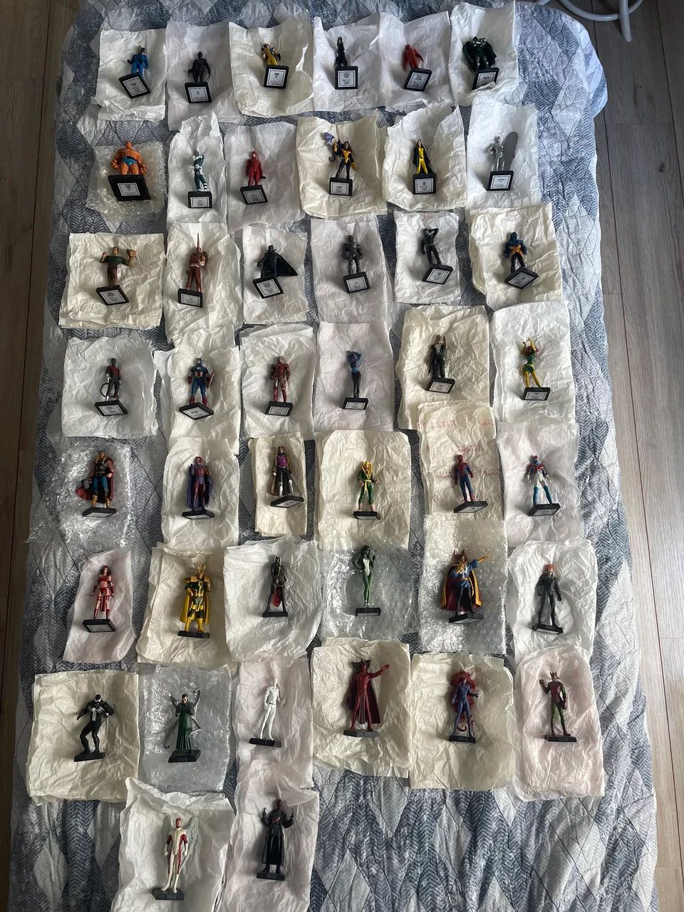 Coleção Marvel 2006 - 44 Miniaturas Licenciadas - Bom Estado