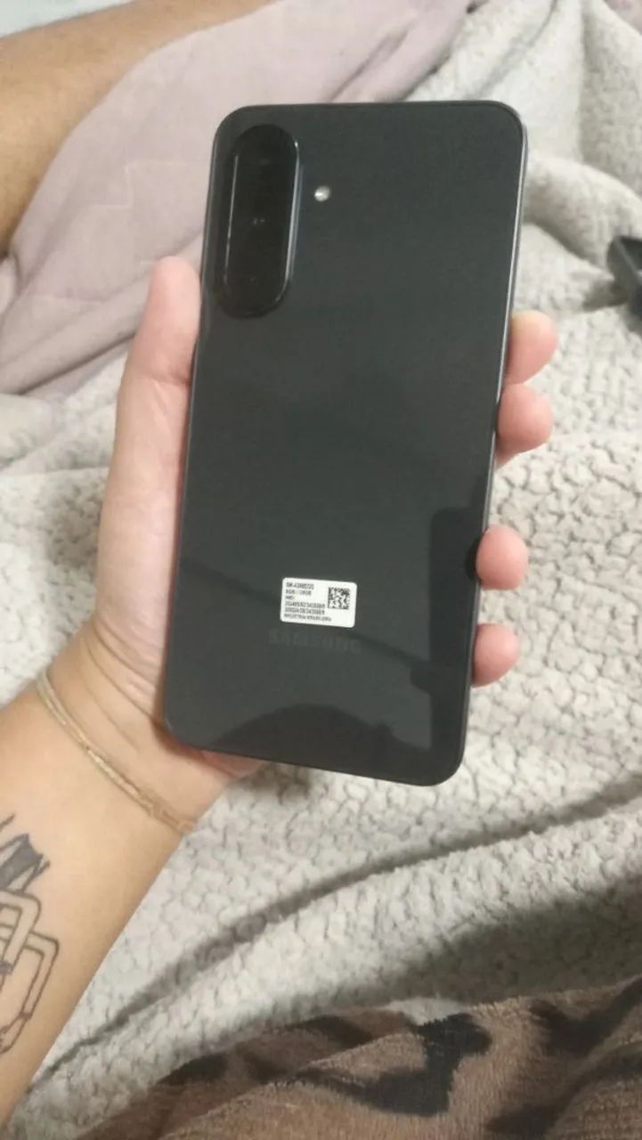 Vendo celular Samsung Galaxy A36 - Foto 2