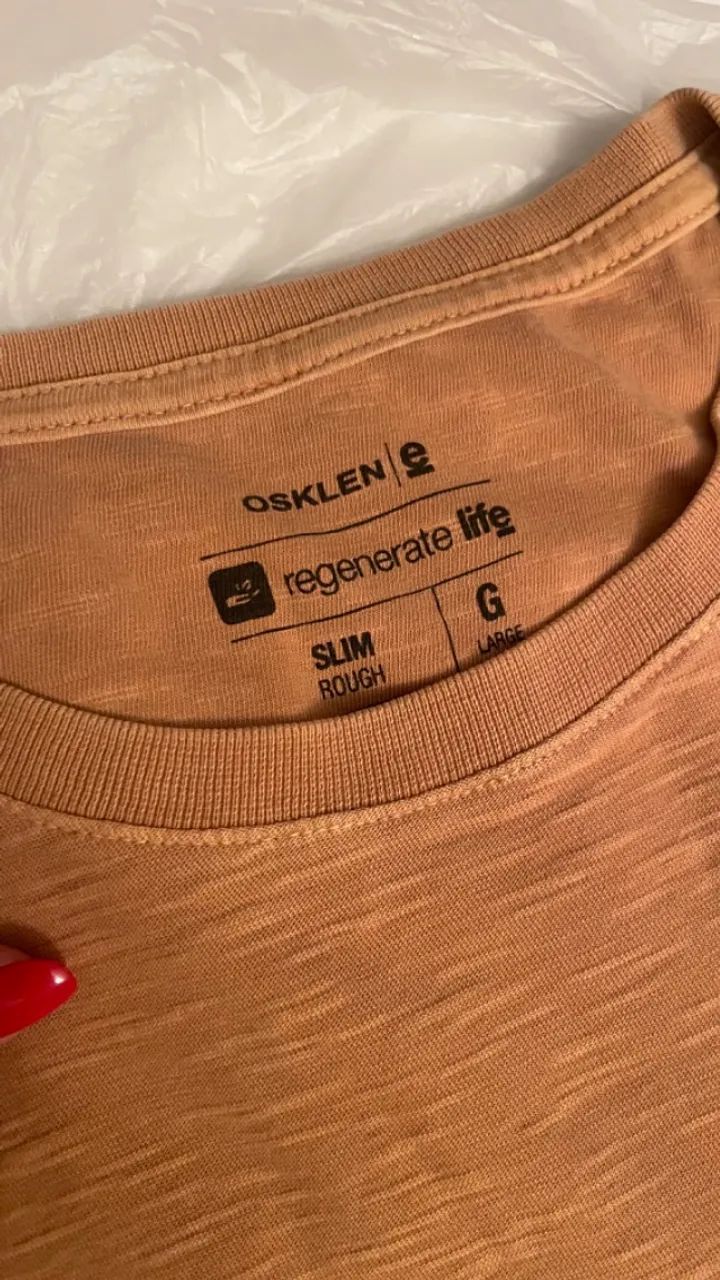 T-shirt OSKLEN, CROSBY e HERRERO - NOVAS - Foto 3