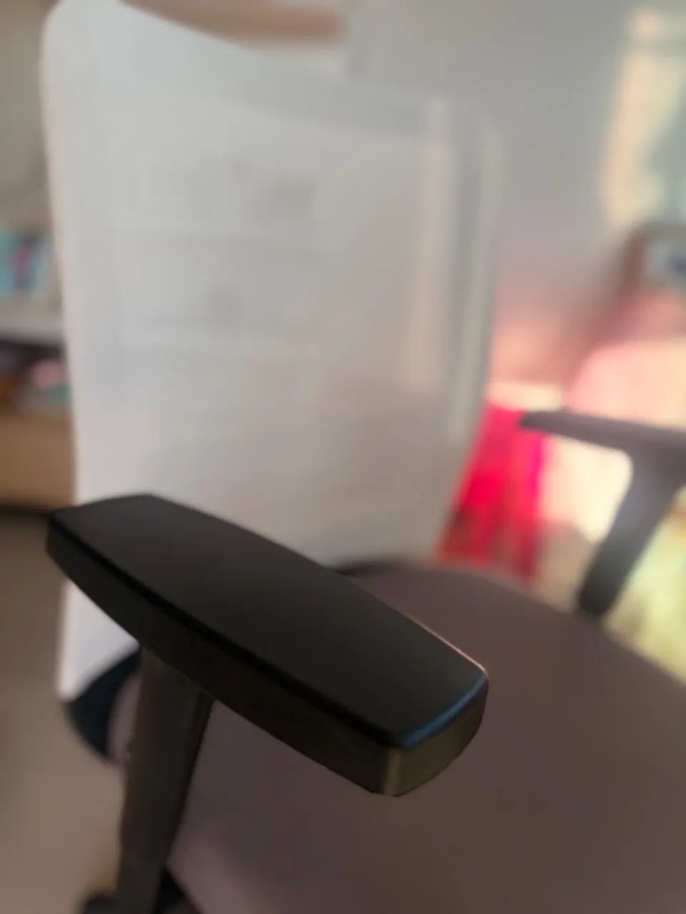  Cadeira de escritório ergonômica Flexform, com apoio lombar e braços - Foto 3