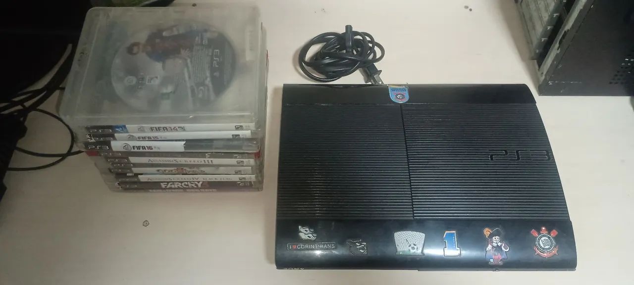 Playstation 3 Super Slim 250gb Preto + 11 jogos 