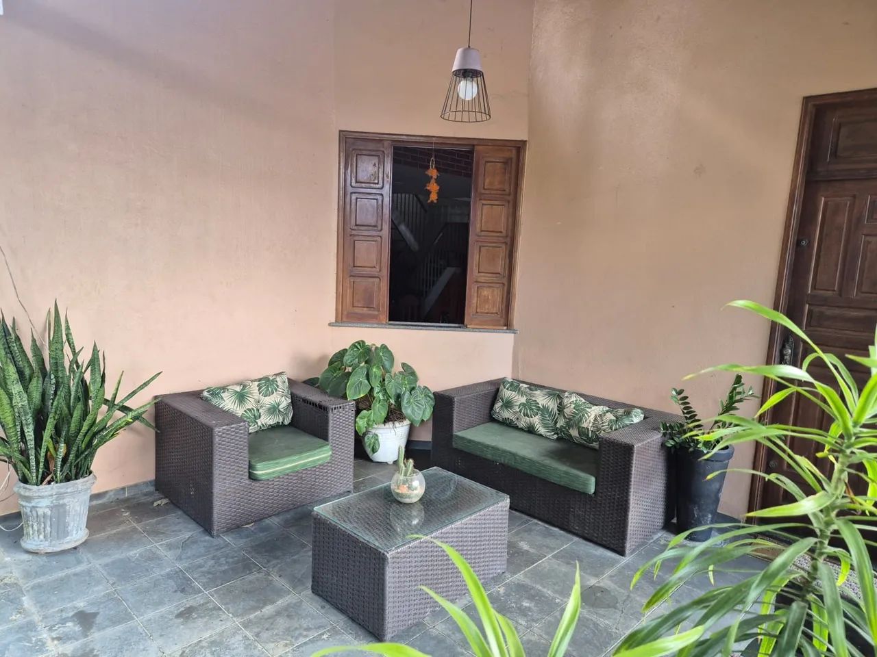 Casa estilo chácara 4 quartos (2 suites)