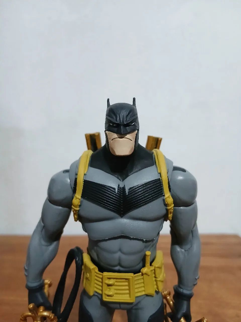Batman Curse of The White Knight Mcfarlane DC - Foto 3