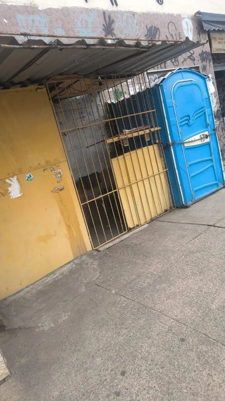 Vende se banheiro químico 