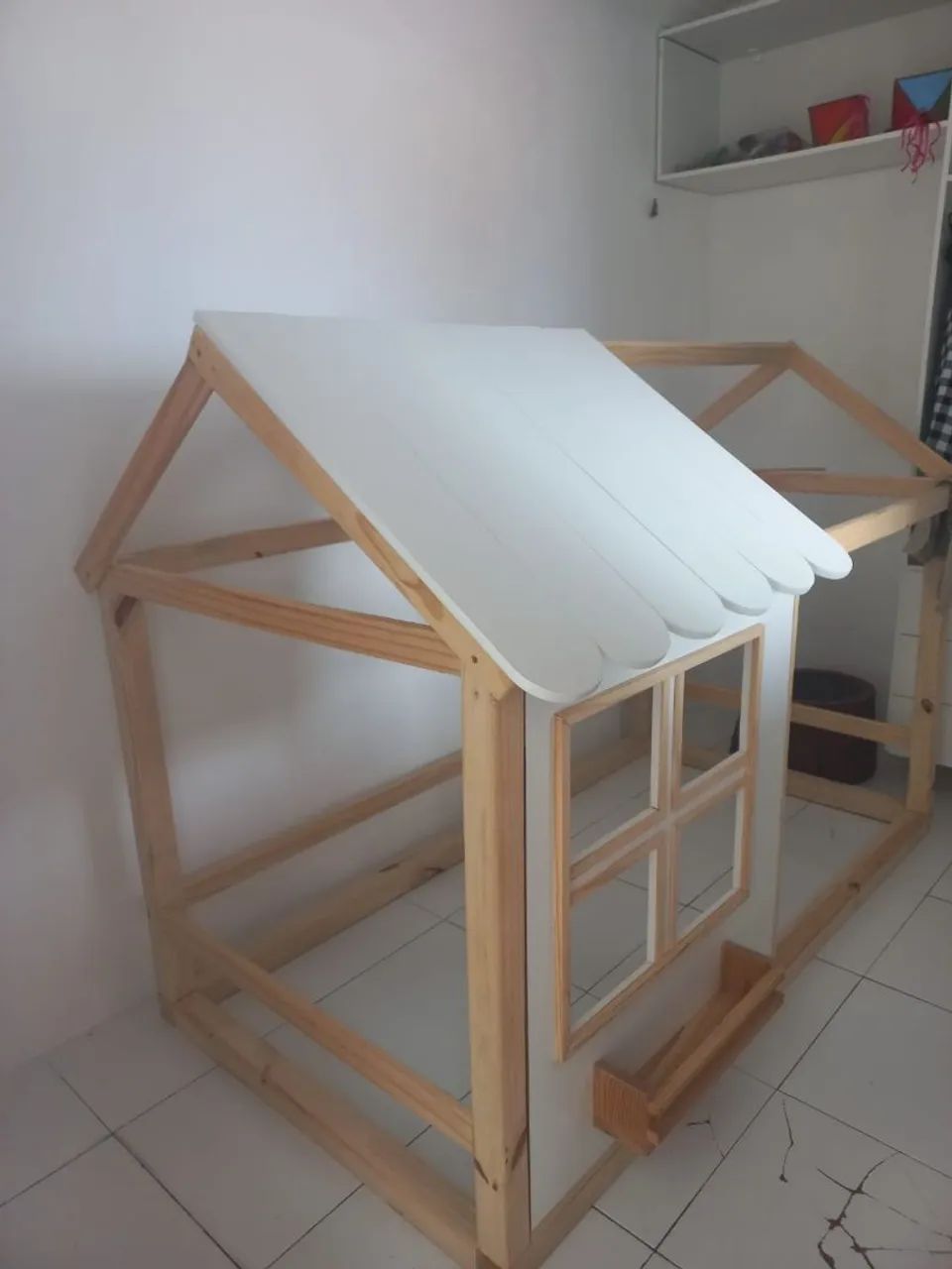 Cama infantil montessoriana 