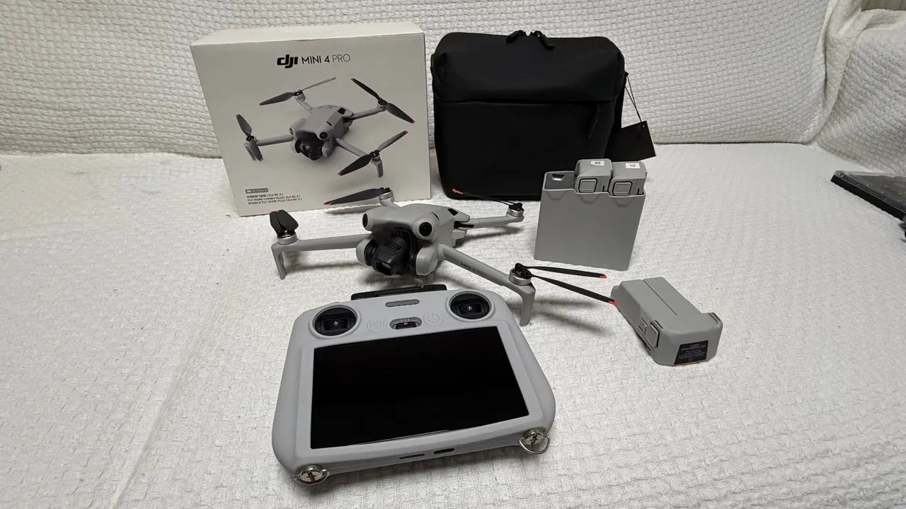 Drone DJI Mini 4 PRO Fly More Combo Plus - Foto 2
