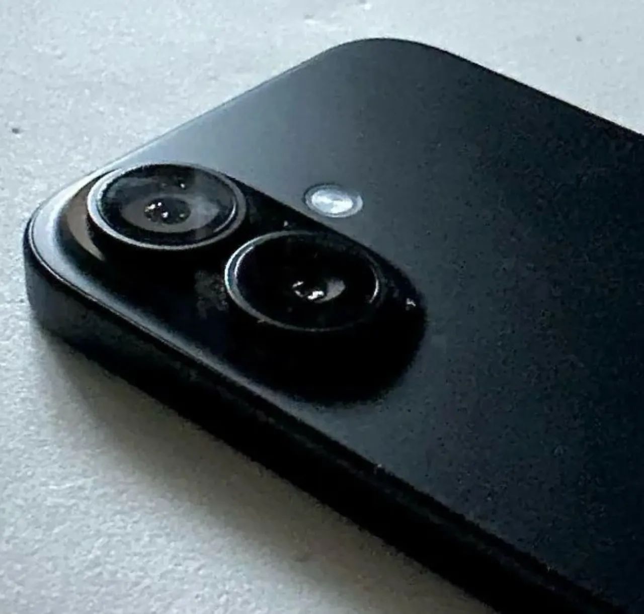 iPhone 16 - Foto 4