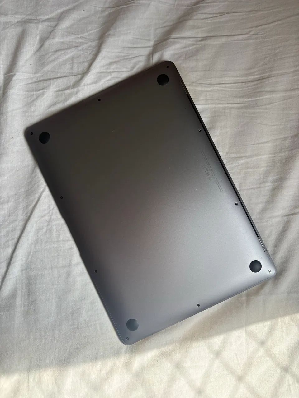 MacBook Air M1 13? 2020 | 8GB RAM | 256GB SSD | Bateria 98
