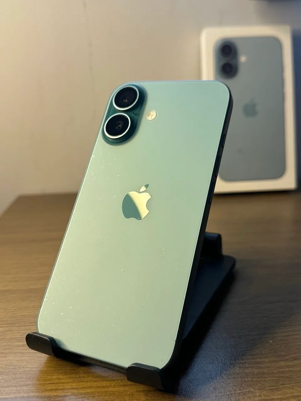 iPhone 16 normal 128 gb 91% bateria - Celulares e Smartphones
