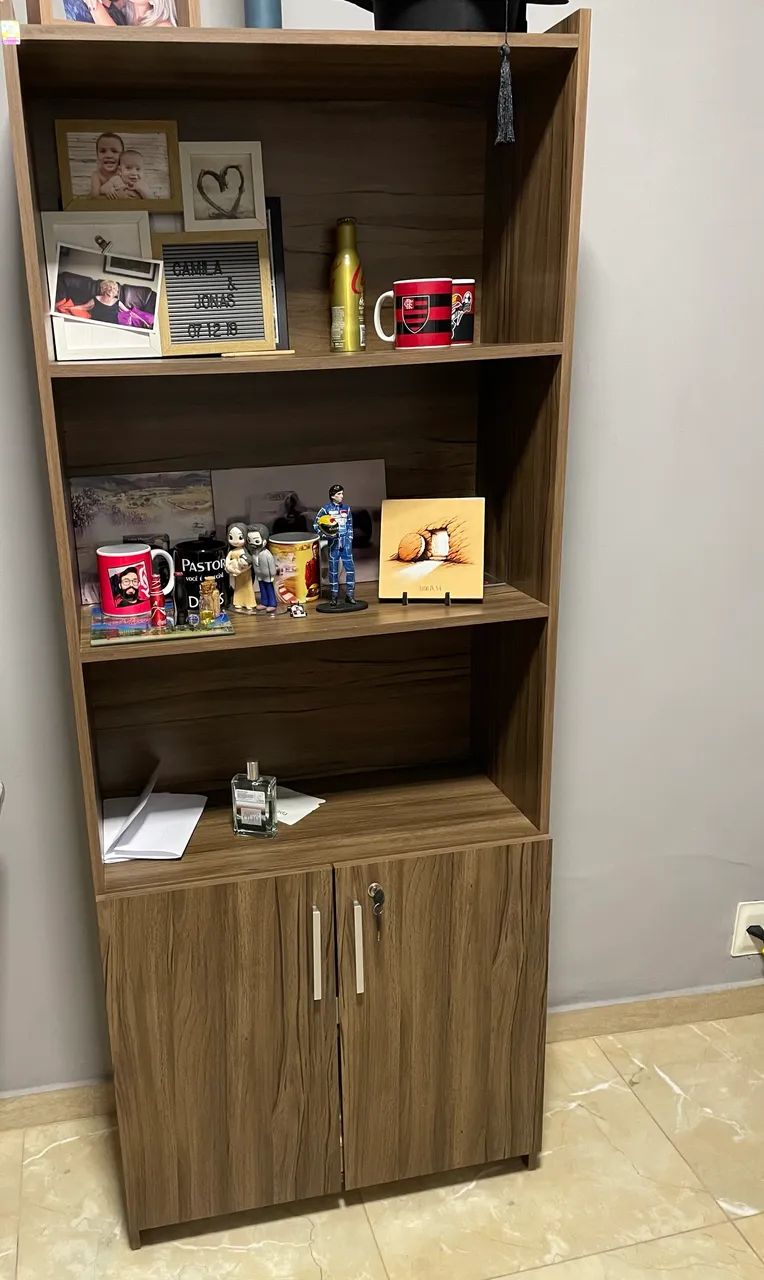 Mesa e armário de escritório  - Foto 2