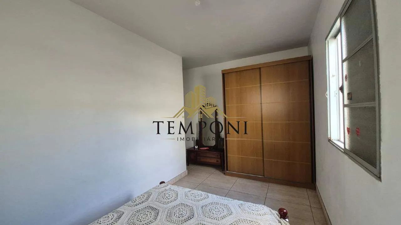 Excelente casa geminada, independente e com 3 quartos - Foto 5