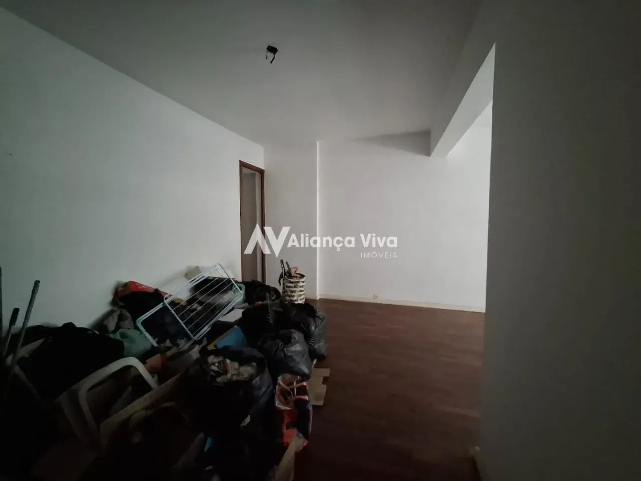 Laranjeiras | Apartamento 4 quartos, sendo 1 suite - Foto 3