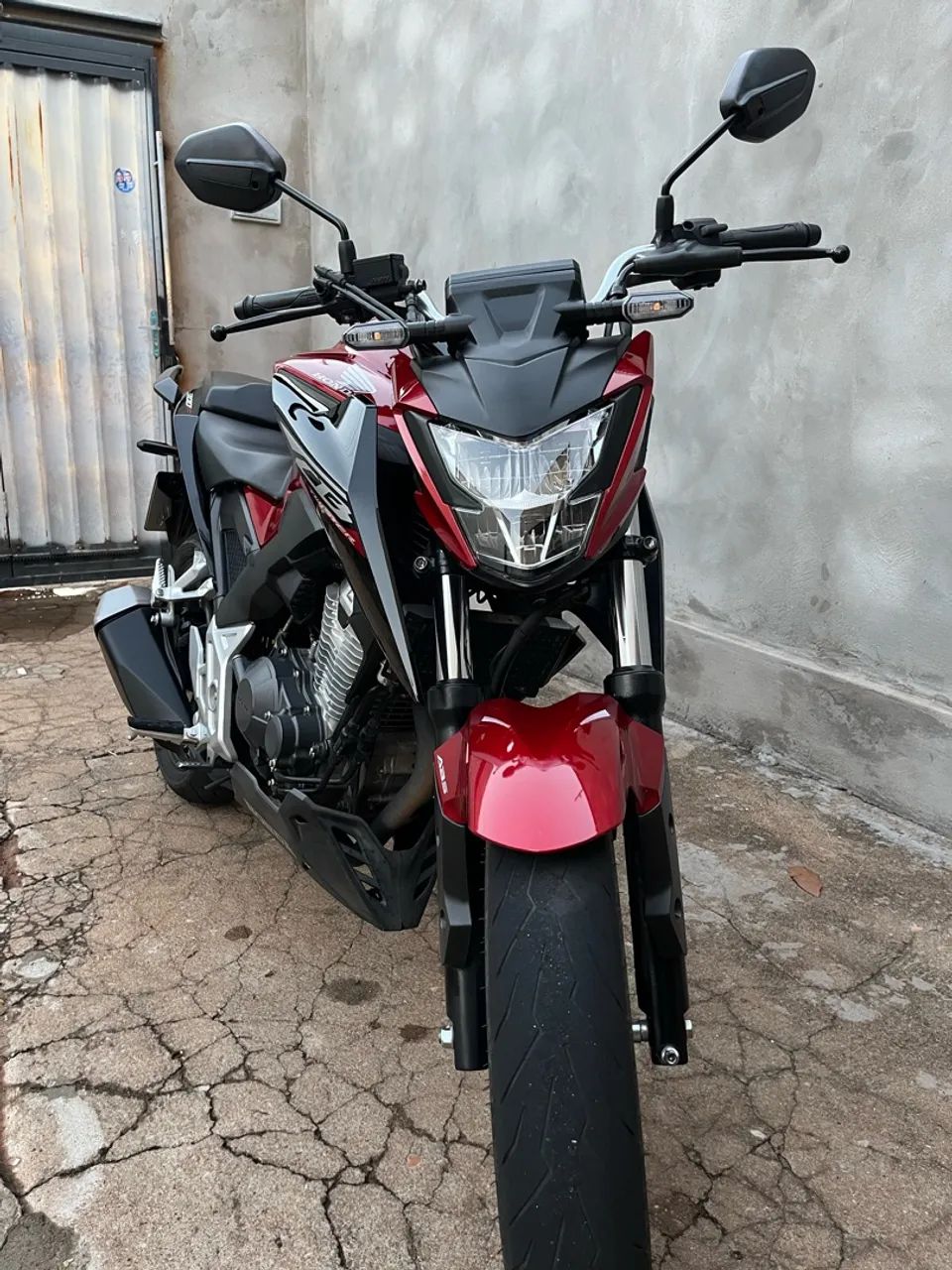 CB 300F Twister 2025 - Seminova  - Foto 4
