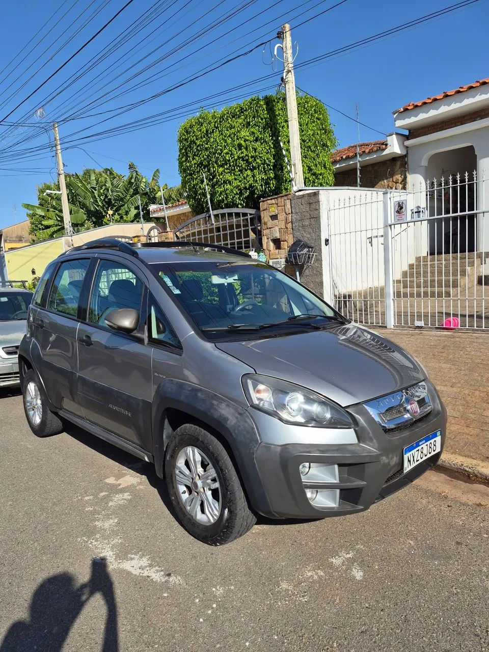 Fiat Idea Adv./ Adv.lock.dualogic 1.8 Flex 5P 2012 - Foto 2