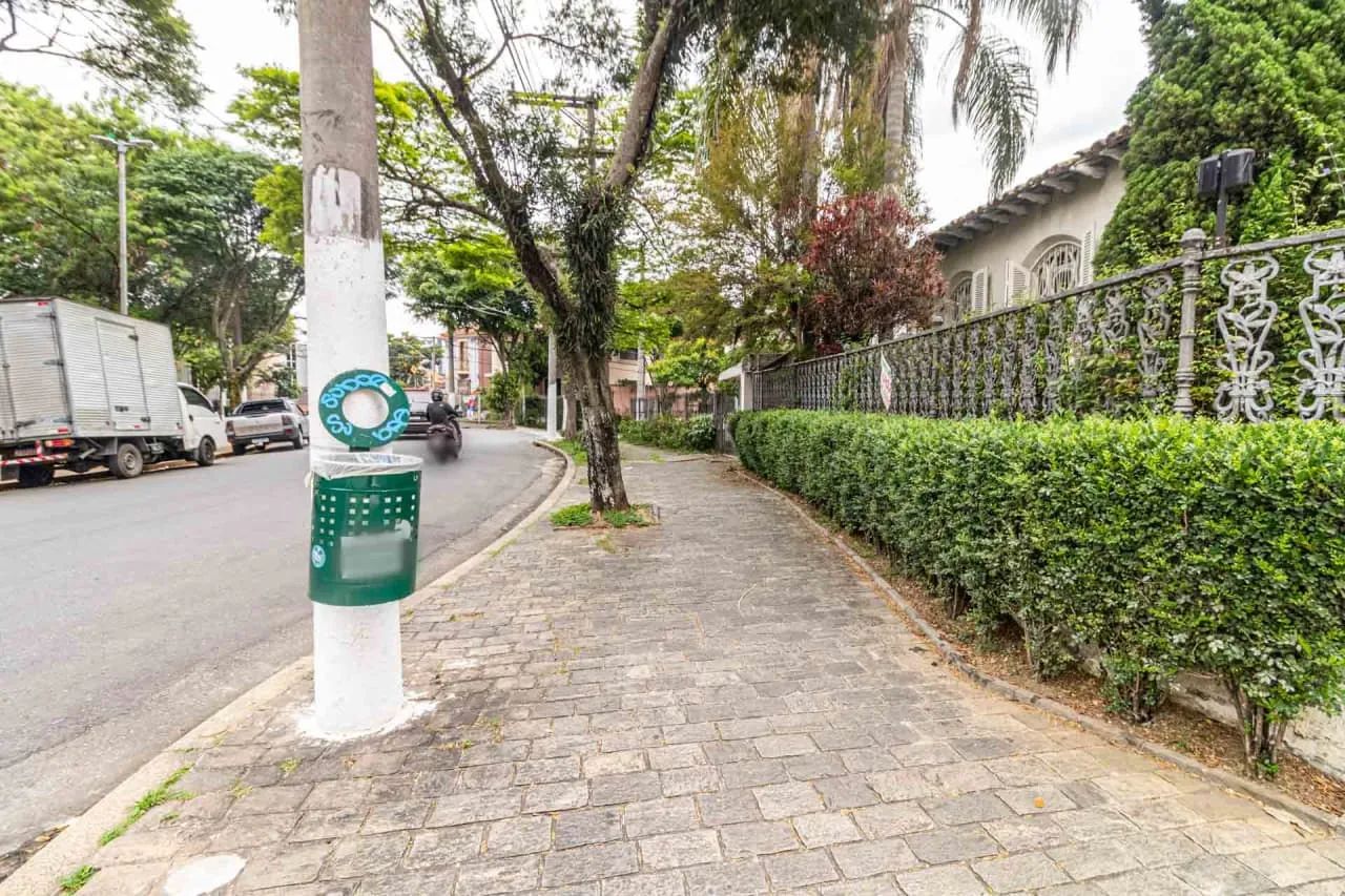 Casa comercial na Rua Safira, 9  323 m² - Foto 2