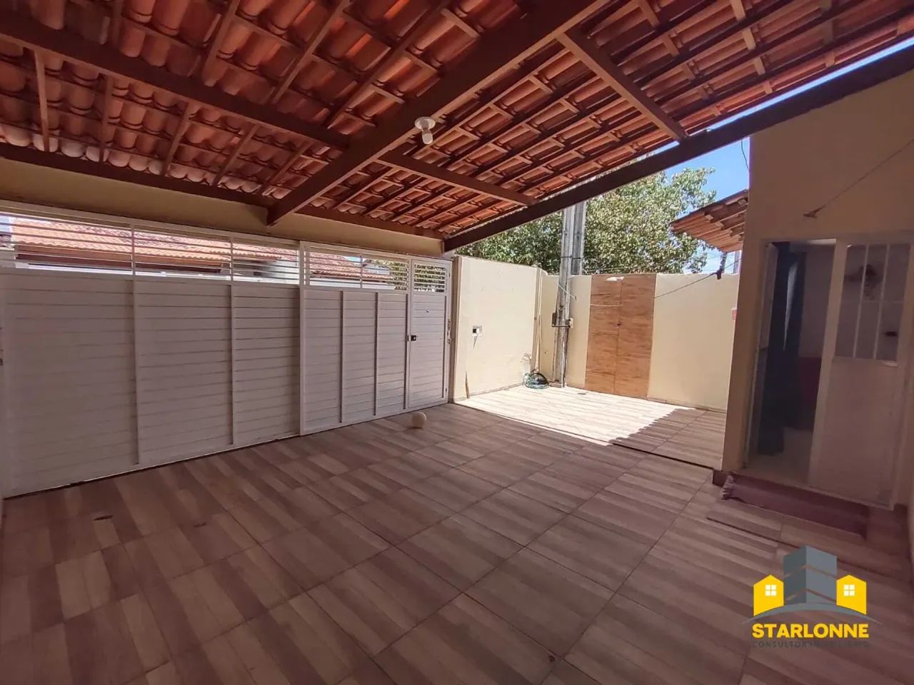 Recanto das Orquídeas,  nascente, 3 quartos sendo 1 suíte, reformada e próximo do Shopping - Foto 4