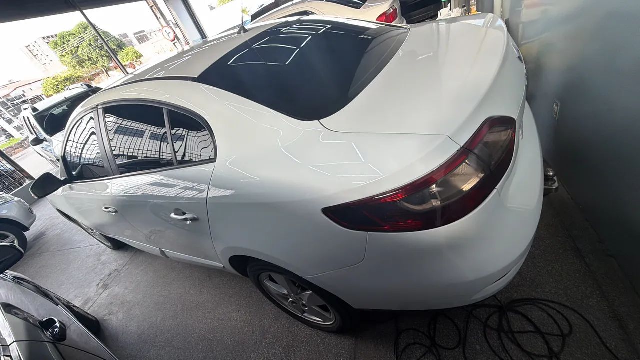 Renault Fluence Sed. Dynamique 2.0 16V Flex Aut. 2014 - Foto 5