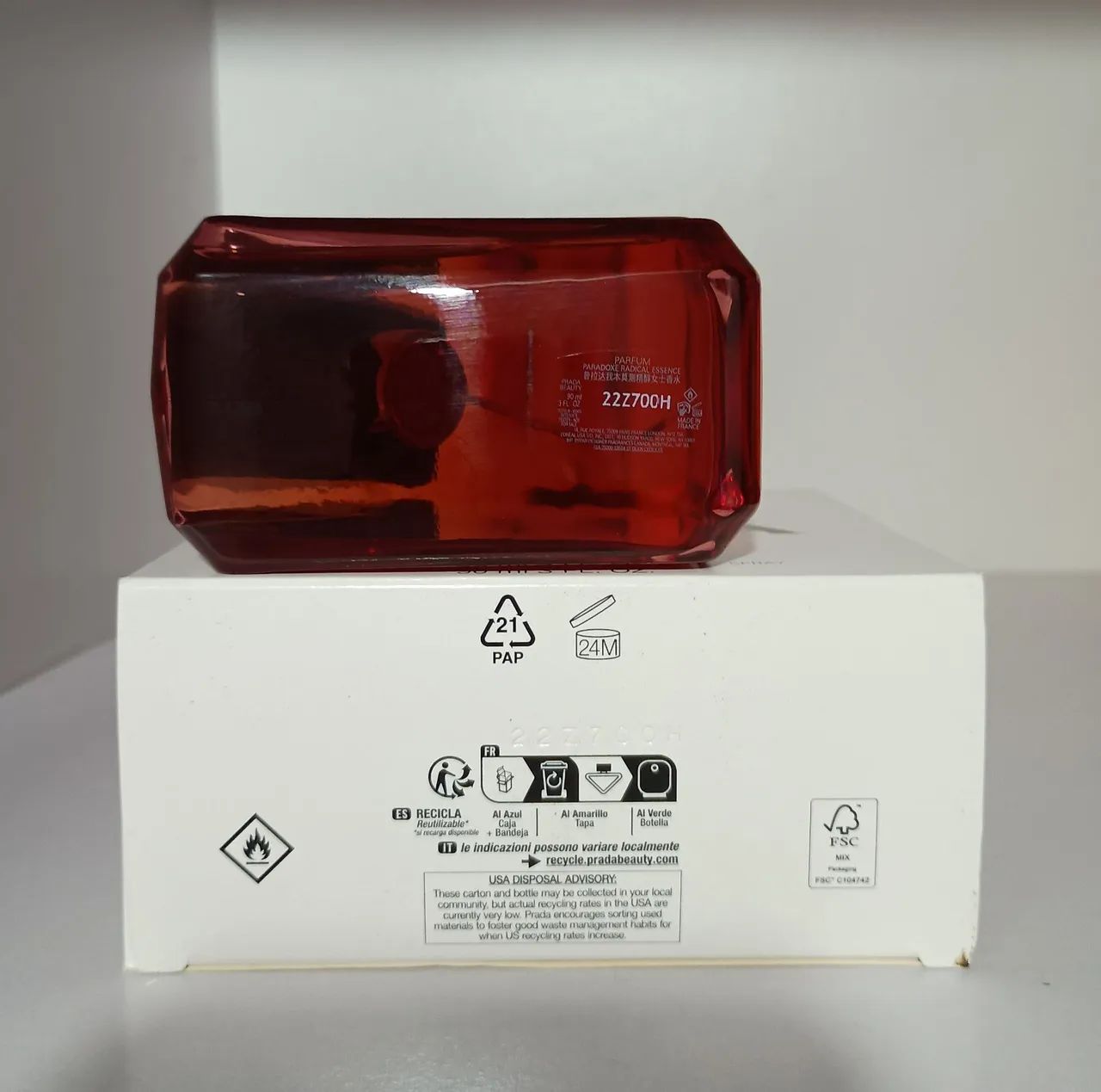 Perfume Prada Paradoxe Radical Esence edp 90ml - Foto 4