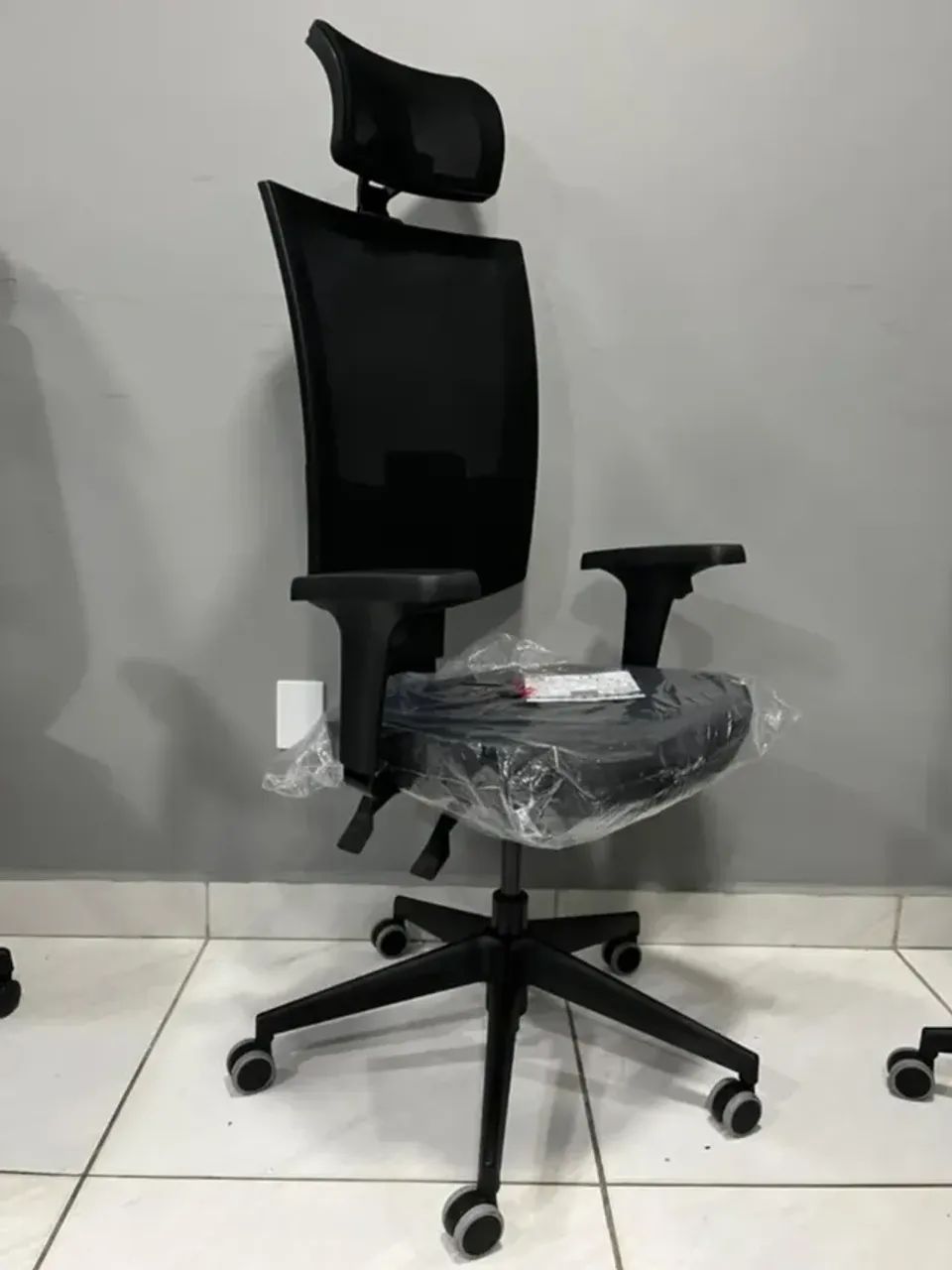 CADEIRA PRESIDENTE FLASH Com Apoio de Cabeça - Foto 2