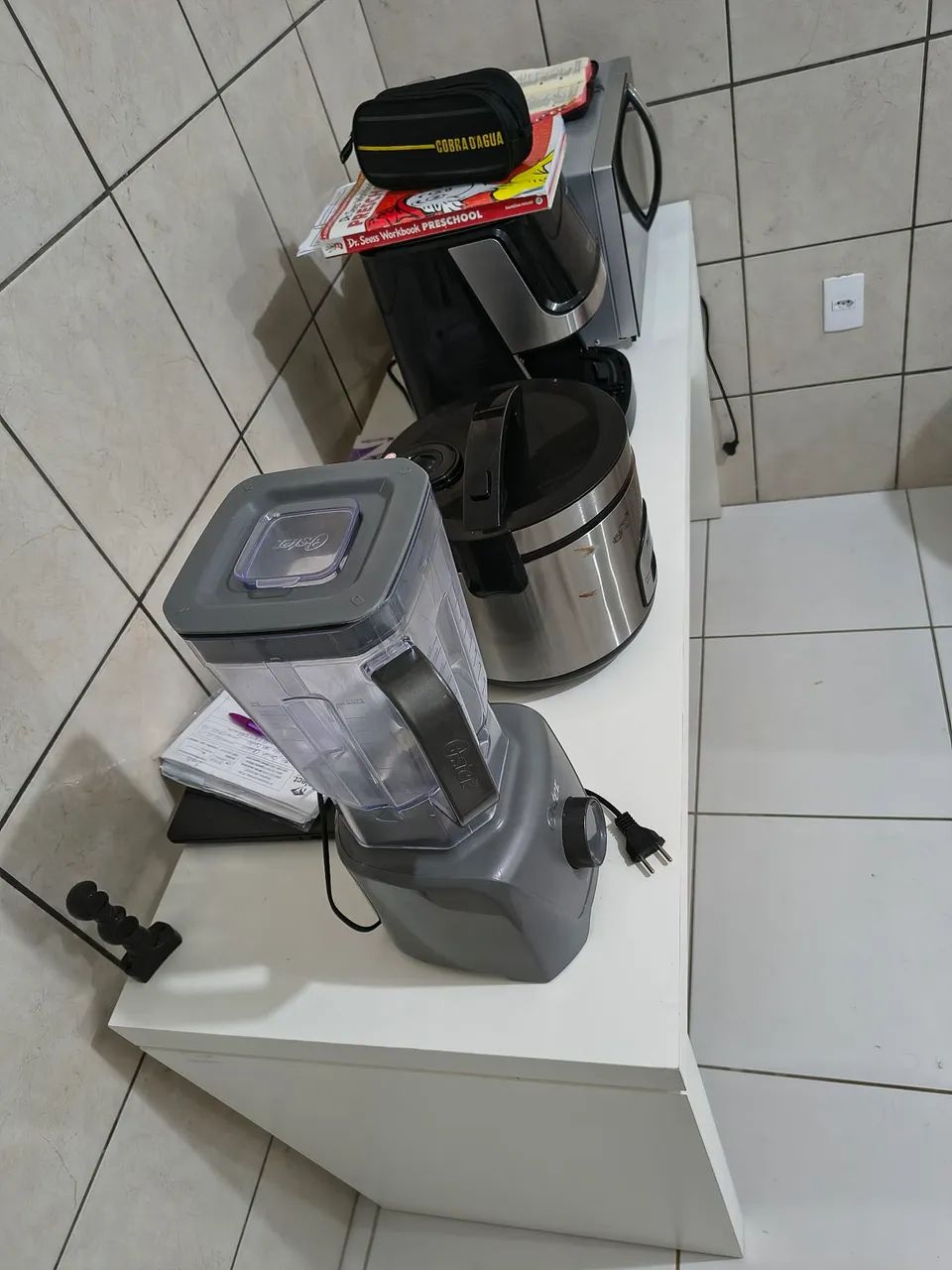 Mesa escritório feita em marcenaria