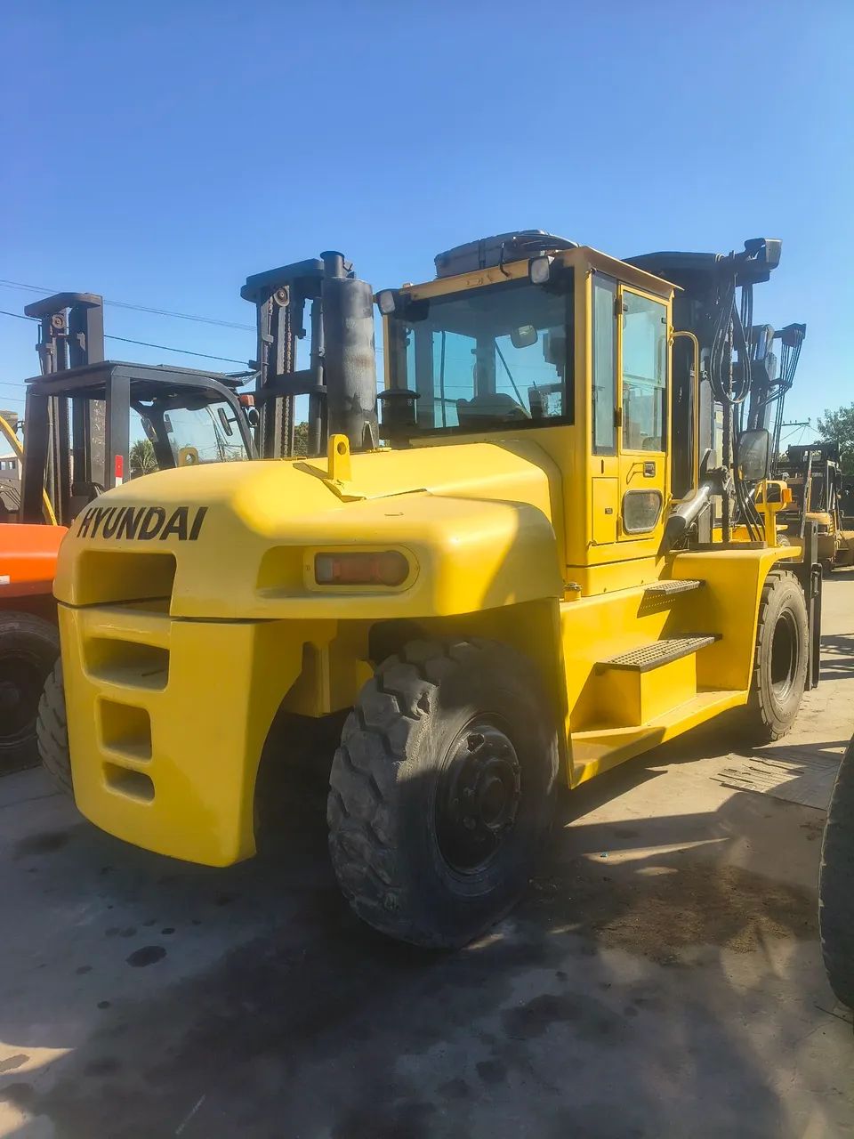Empilhadeira Hyundai 16 TON 2010