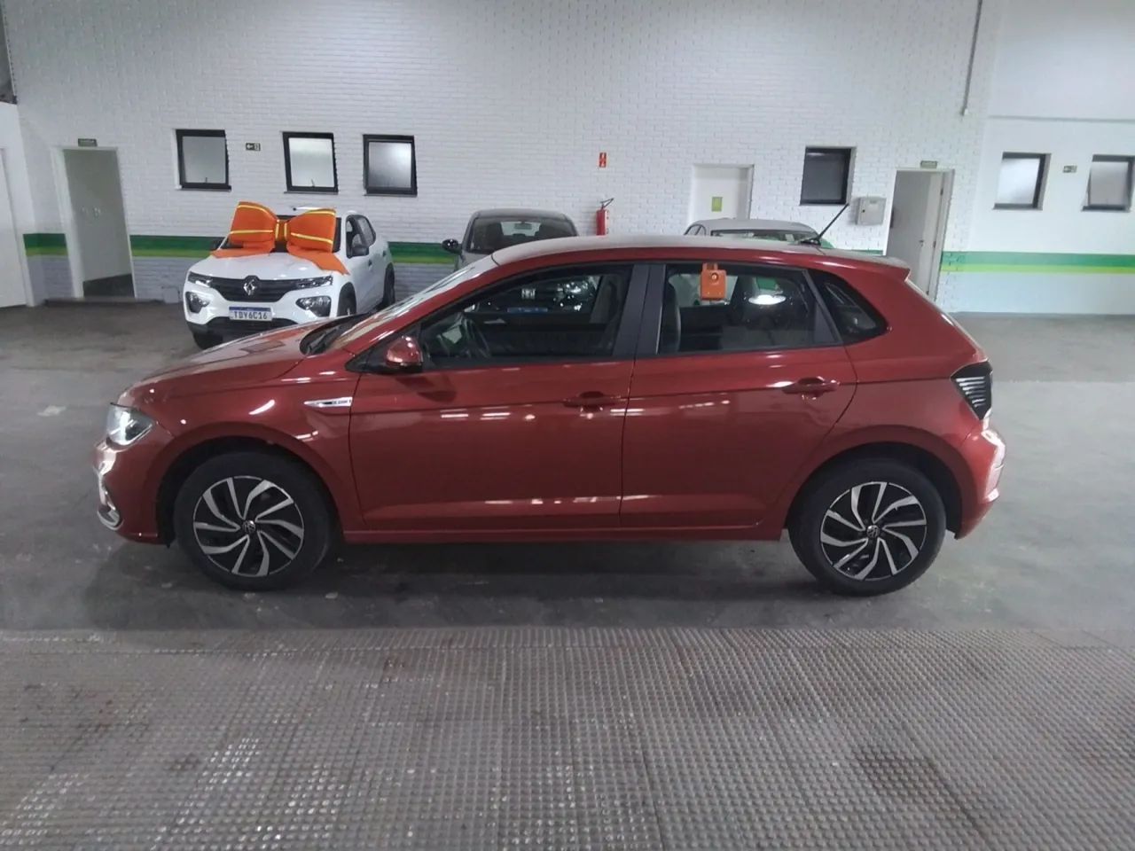 Volkswagen Polo Highline 170 TSI 1.0 Flex 12V Aut., foto 2 de 10