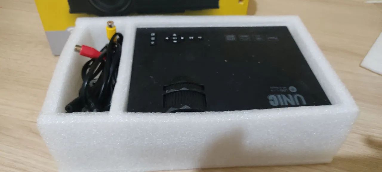 Projetor para celular e notebook  - Foto 3