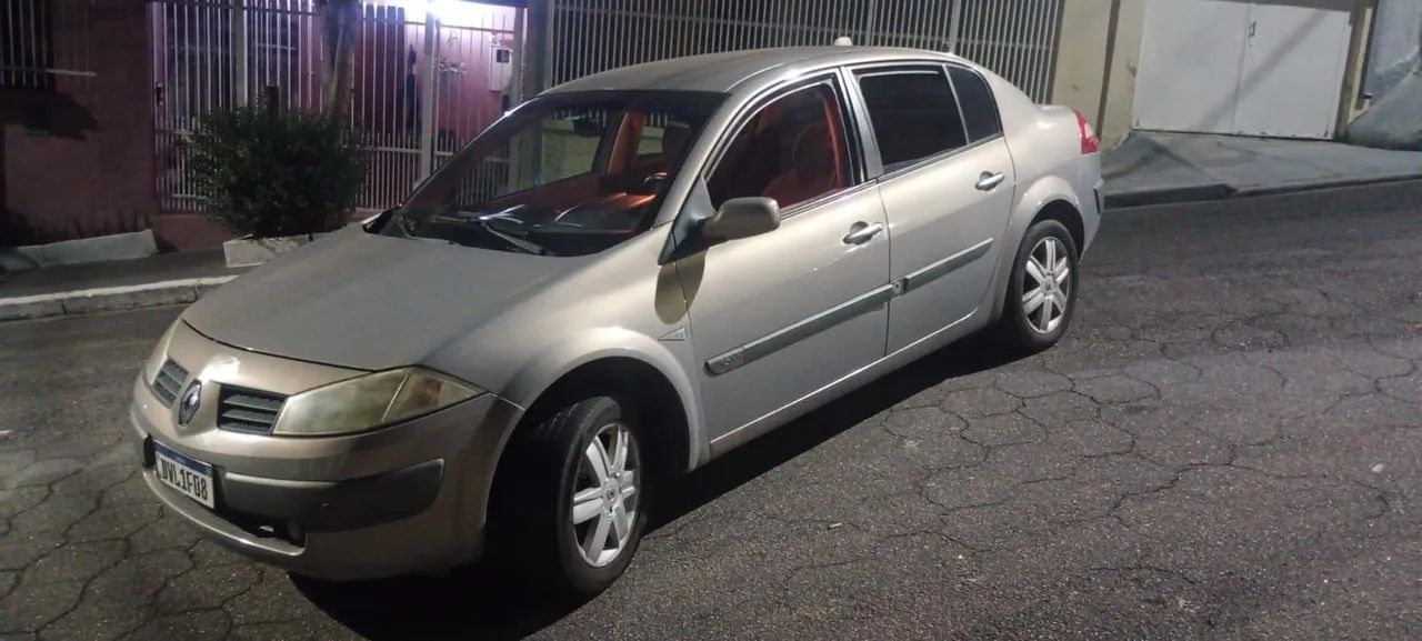 Renault Megane Megane Sedan Dynamique Hi-Flex 1.6 16V 2007