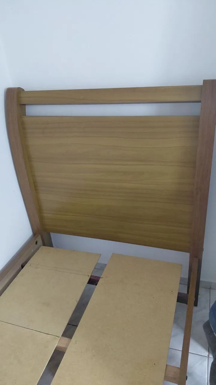  Cama solteiro  madeira maciça  - Foto 2