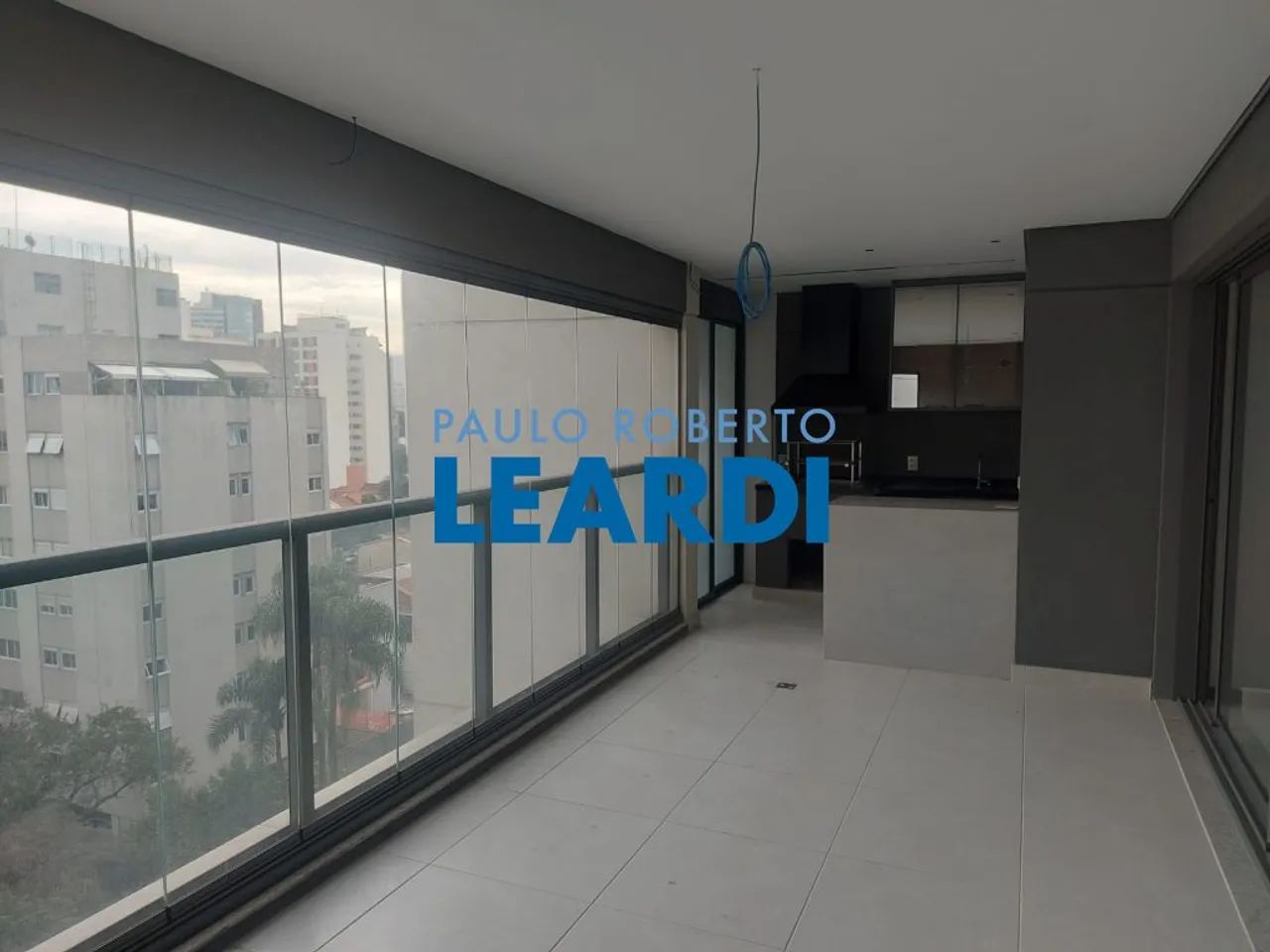 APARTAMENTO - PINHEIROS - SP