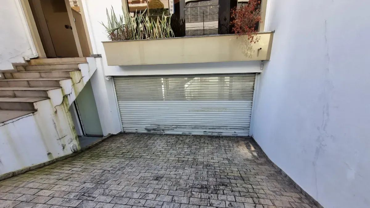 Imóvel para aluguel e venda possui 196 metros quadrados com 3 quartos - Foto 2