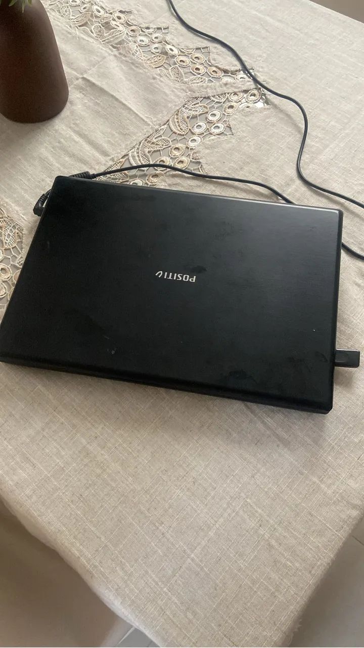 Vendo notebook positivo 