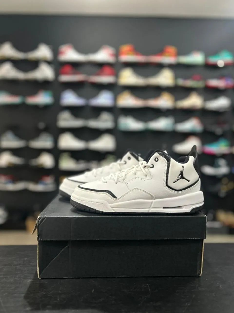 Air Jordan, Lebron Witness 8 e Kelvin Duran - Foto 2