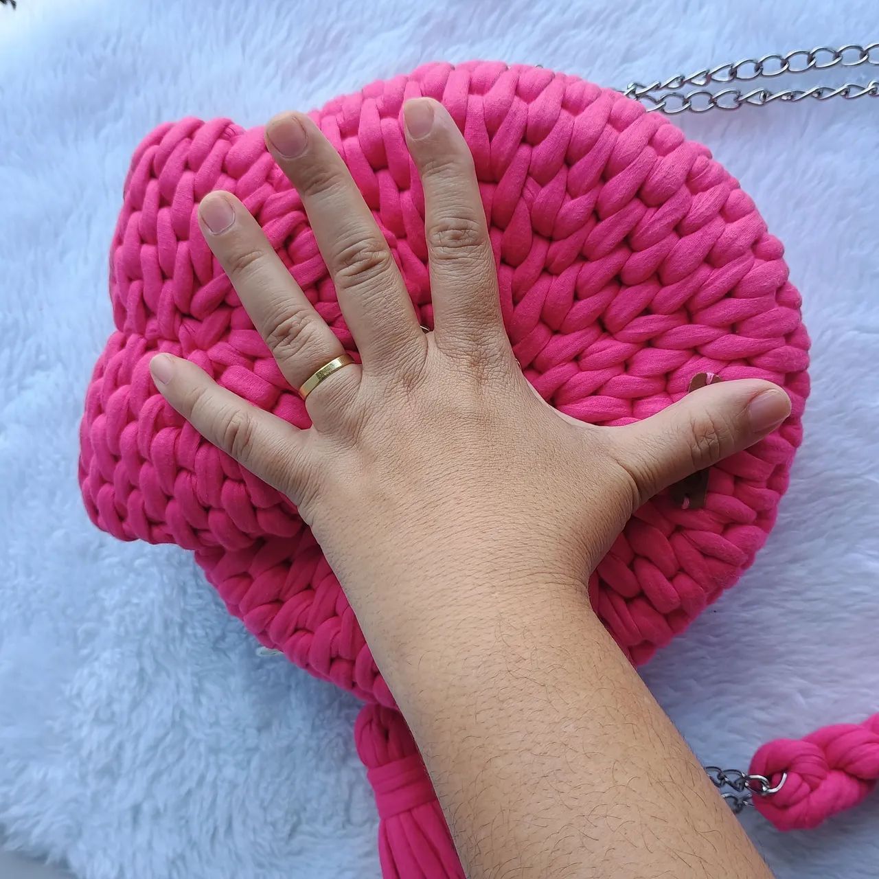 Bolsa de crochê em fio de malha  - Foto 3