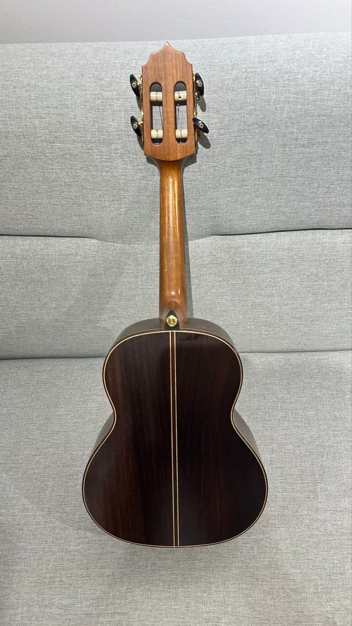 Cavaquinho de Jacarandá Luthier Bruno Balbino com case - Foto 3