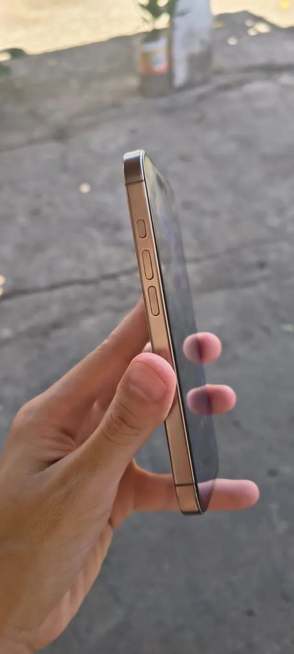 Apple IPhone 16 Pro  - Foto 4