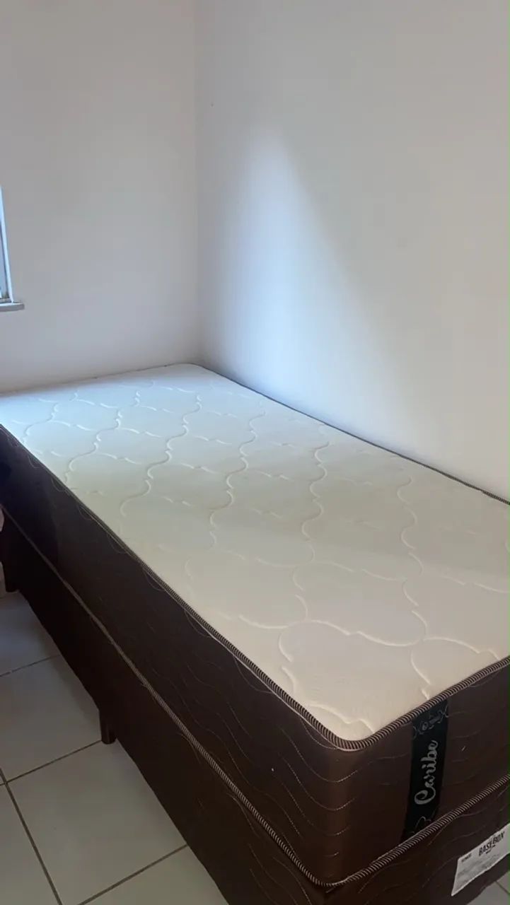 Cama de Solteiro com Molas Ensacadas 5 meses de uso