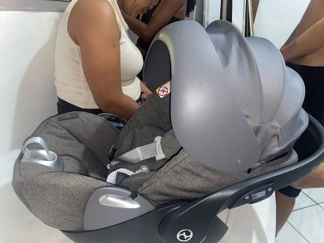 Vendo bebe conforto  - Foto 2