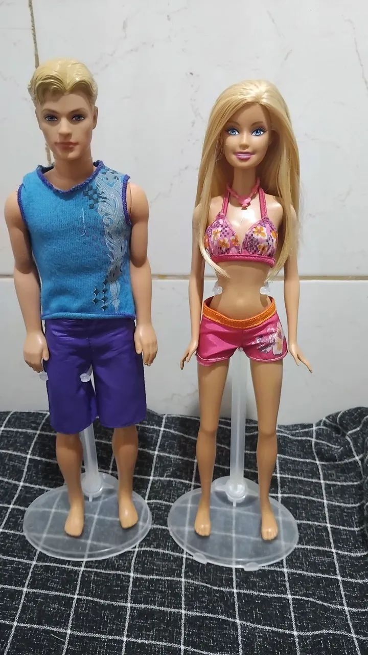 Barbie vida de sereia e ken