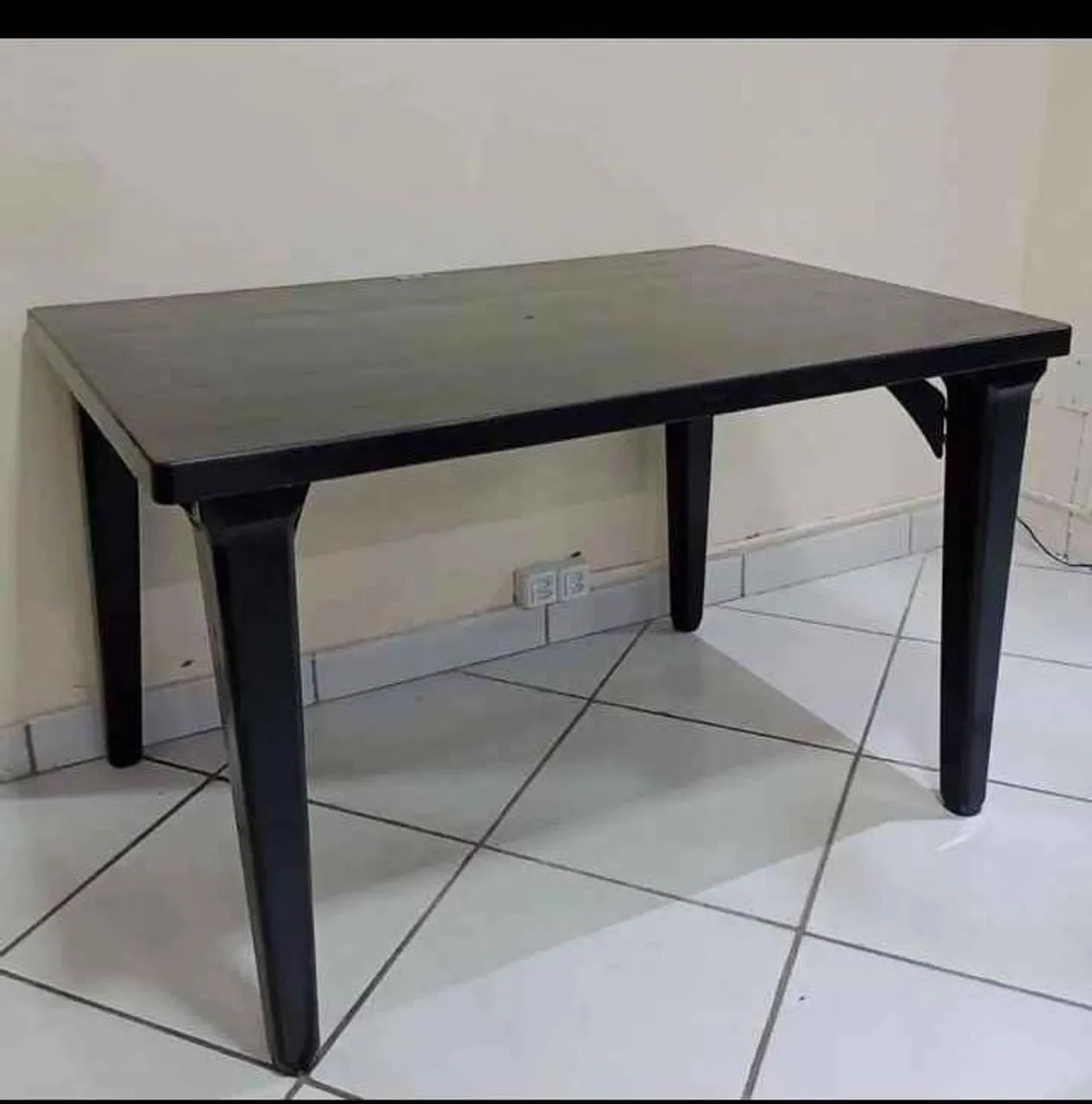 Mesa plástico desmontavel  - Foto 2