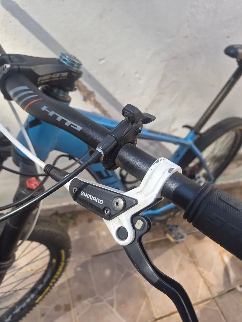 Bicicleta FIRST 17,5 - Foto 2