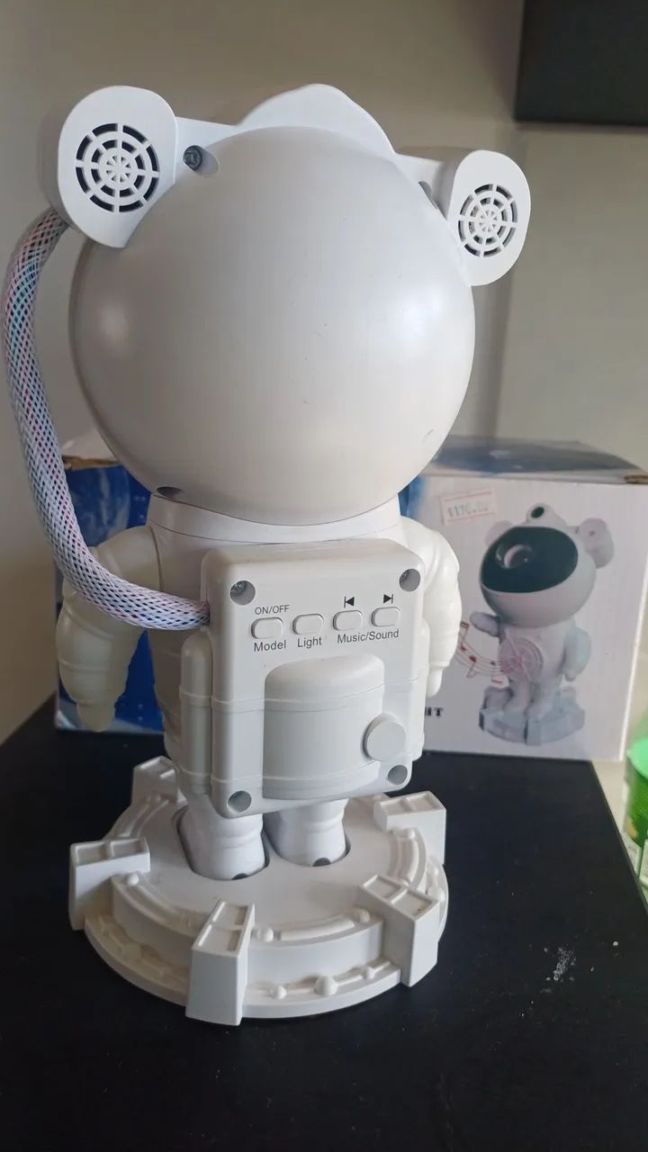 Astronauta projetor de luzes  - Foto 2